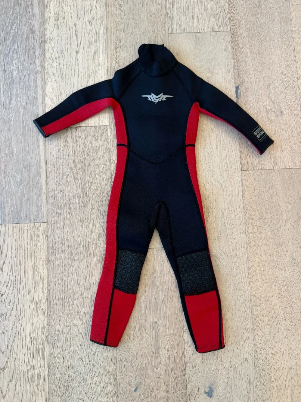 NWOT Seaskin Boys 3mm Neoprene Back Zip Wetsuit | Size 3 | Surf Swim
